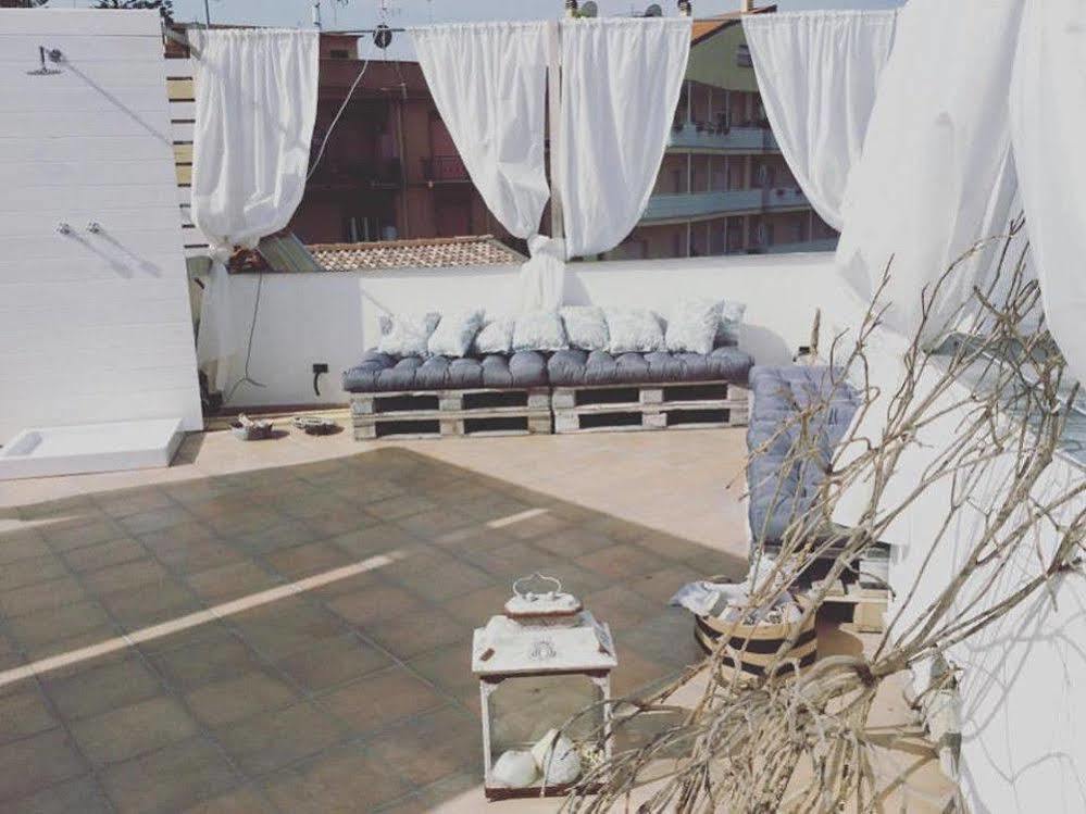 Il Giardino D'Ulisse Bed & Breakfast Reggio di Calabria Ngoại thất bức ảnh